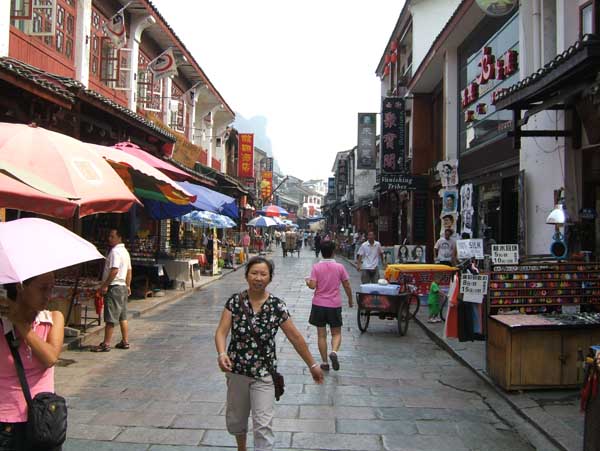 Shopping in Guilin